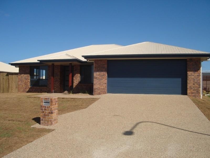 11 Wearing Road, Bargara QLD 4670