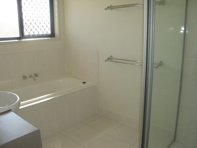 11 Wearing Road, Bargara QLD 4670