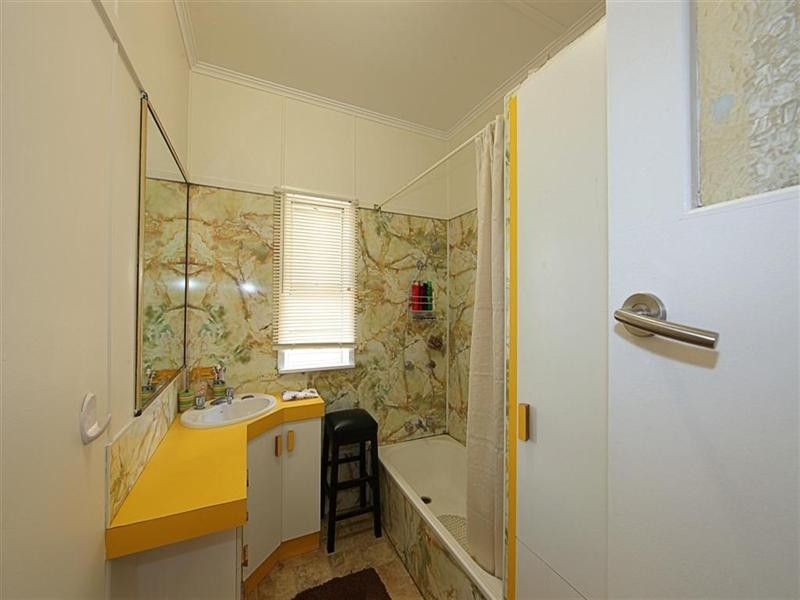 58 Montgomery Street, Svensson Heights QLD 4670