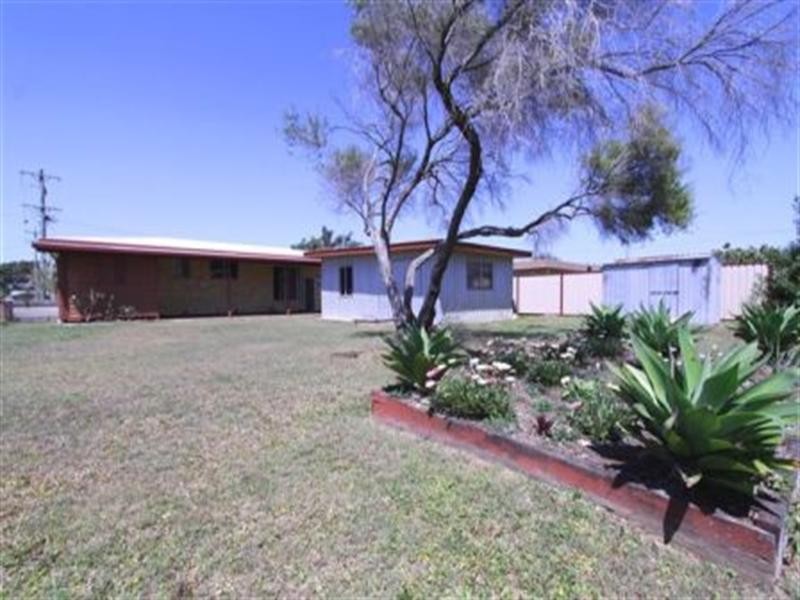 7 Lucas Street, Kepnock QLD 4670