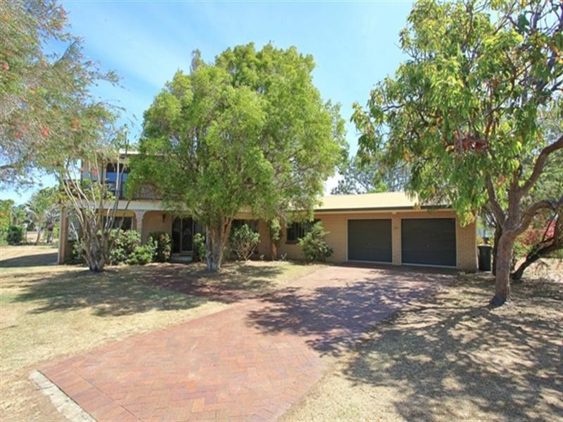 2 Zunker Street, Burnett Heads QLD 4670