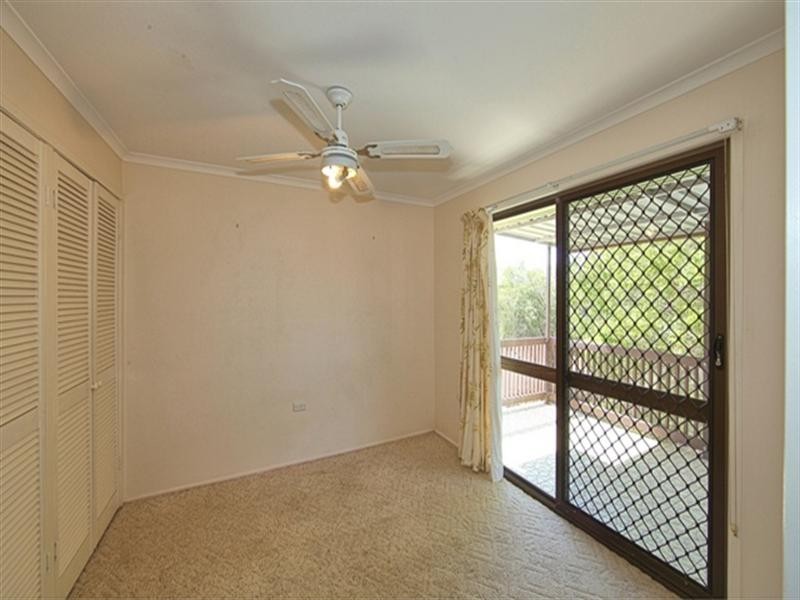 2 Zunker Street, Burnett Heads QLD 4670