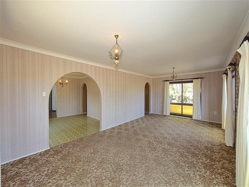 2 Zunker Street, Burnett Heads QLD 4670