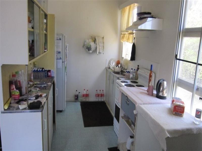 11 Mary Street, Bundaberg East QLD 4670