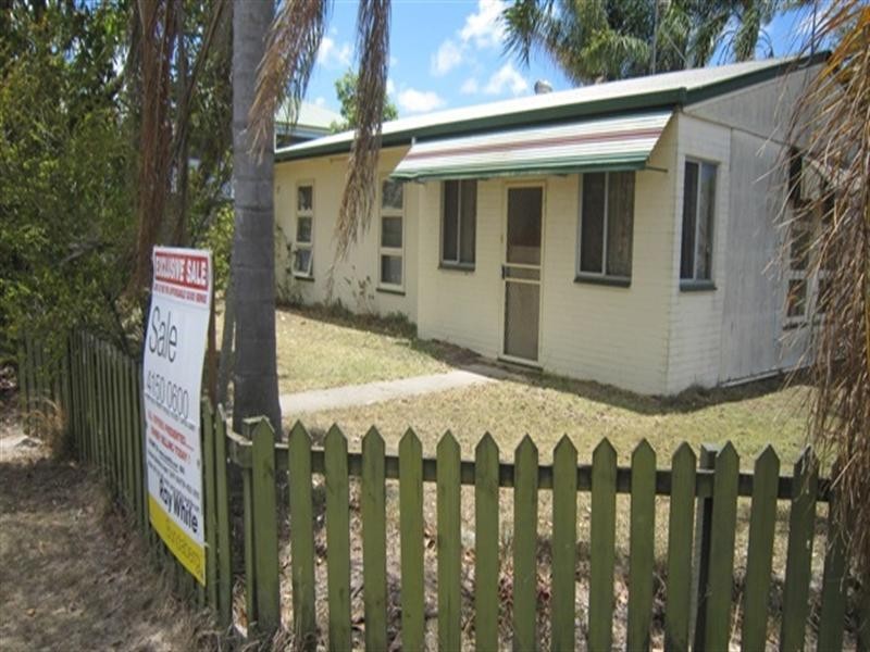 11 Mary Street, Bundaberg East QLD 4670