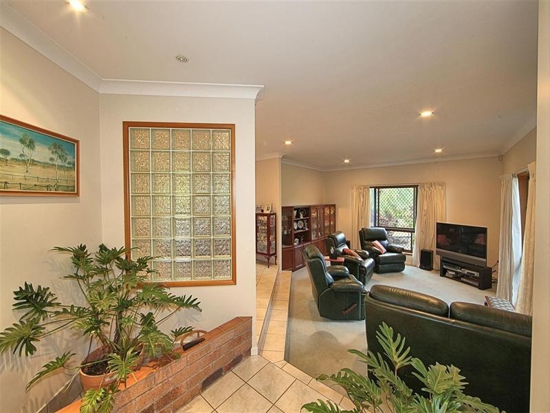 7 Inspiration Court, Avoca QLD 4670