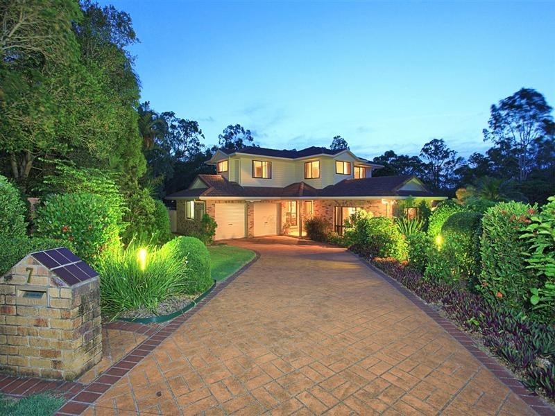7 Inspiration Court, Avoca QLD 4670