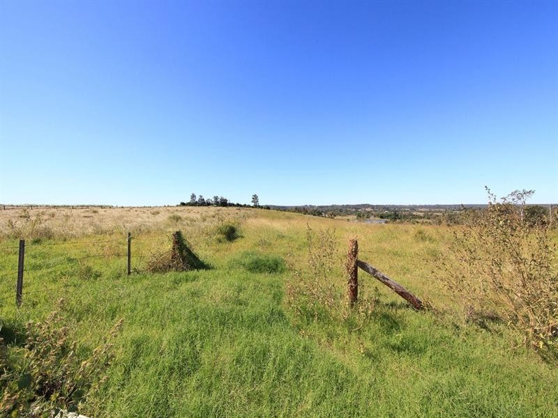 730 Pine Creek Road, Pine Creek QLD 4670