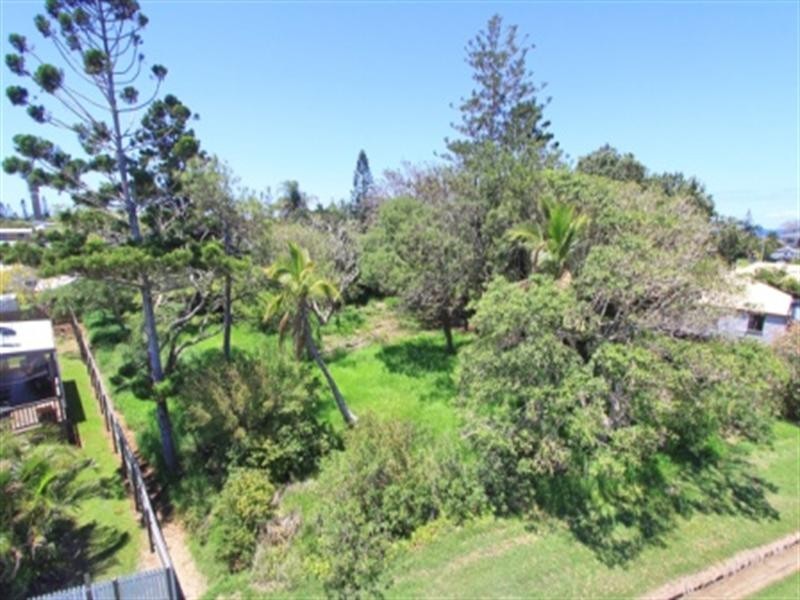 5-7 Moore Street, Elliott Heads QLD 4670