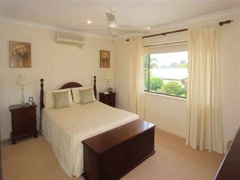 40 Avenell Street, Avenell Heights QLD 4670