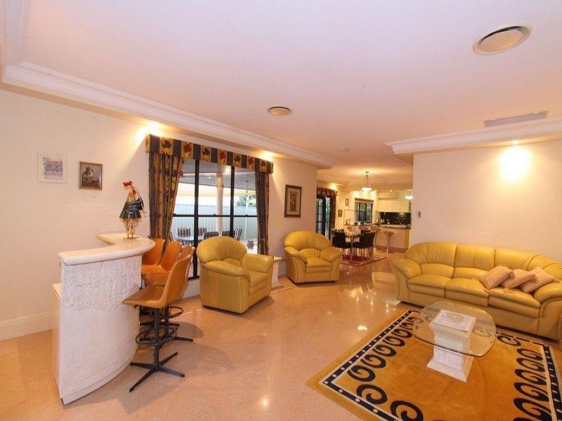 8 Gretton Court, Avoca QLD 4670