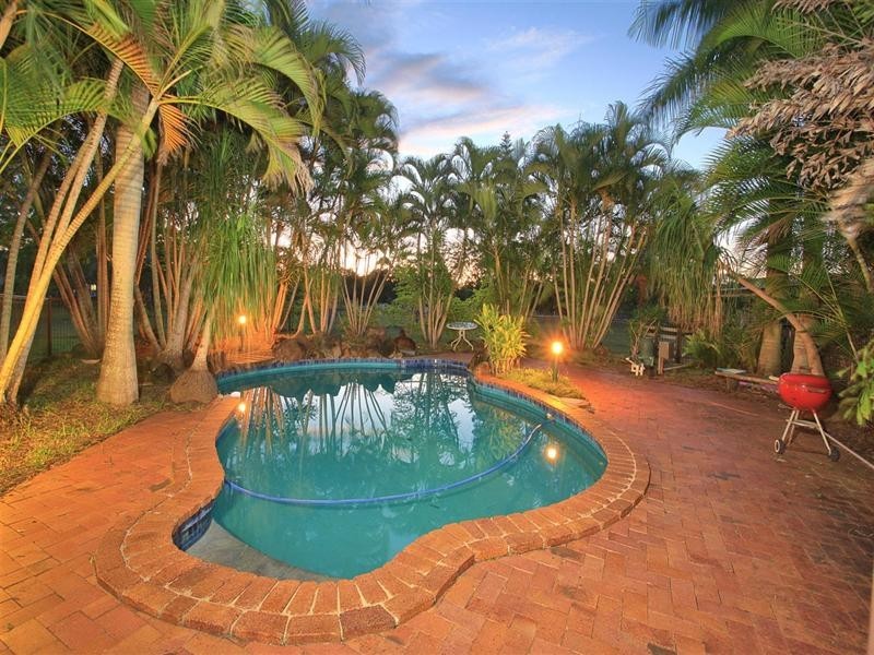 1 Willis Street, Sharon QLD 4670