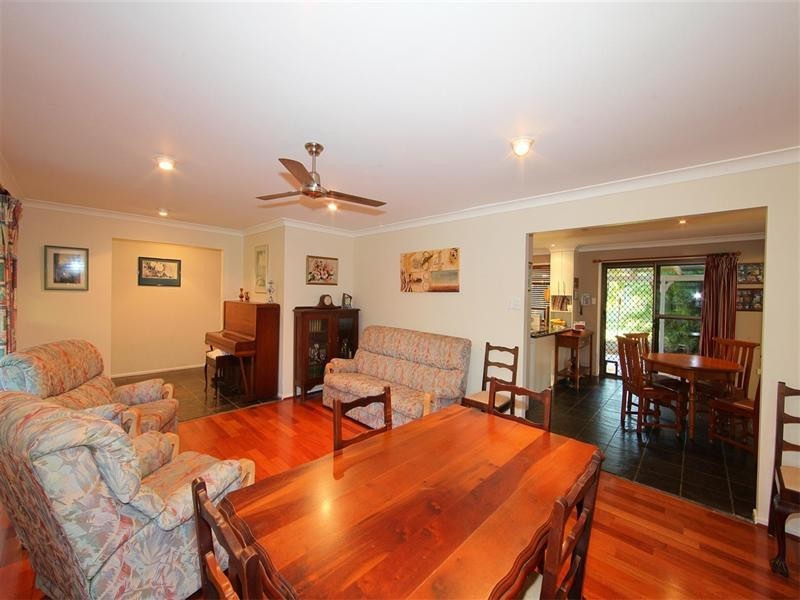 1 Willis Street, Sharon QLD 4670