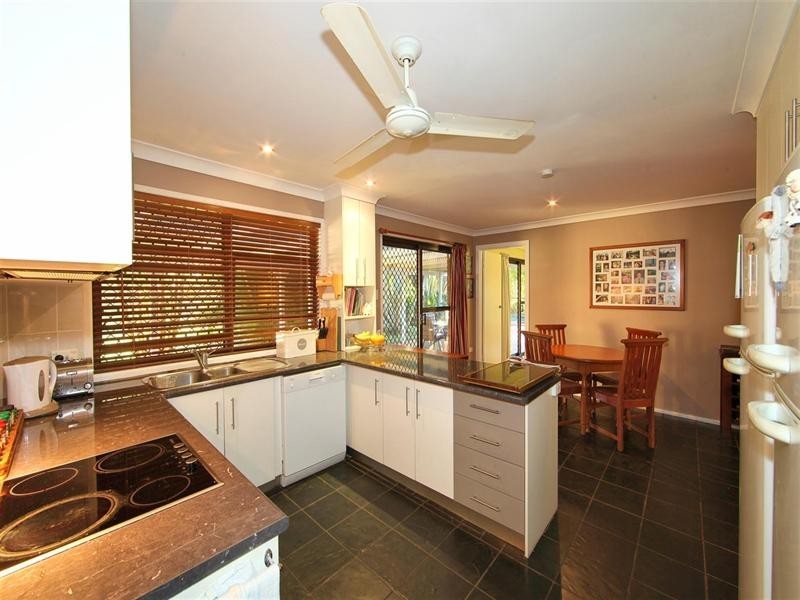 1 Willis Street, Sharon QLD 4670