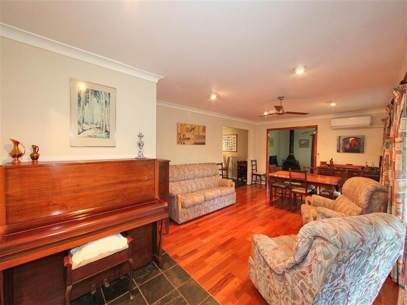 1 Willis Street, Sharon QLD 4670