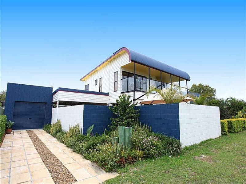 Moore Park Beach QLD 4670