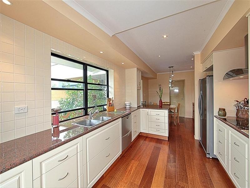 Moore Park Beach QLD 4670