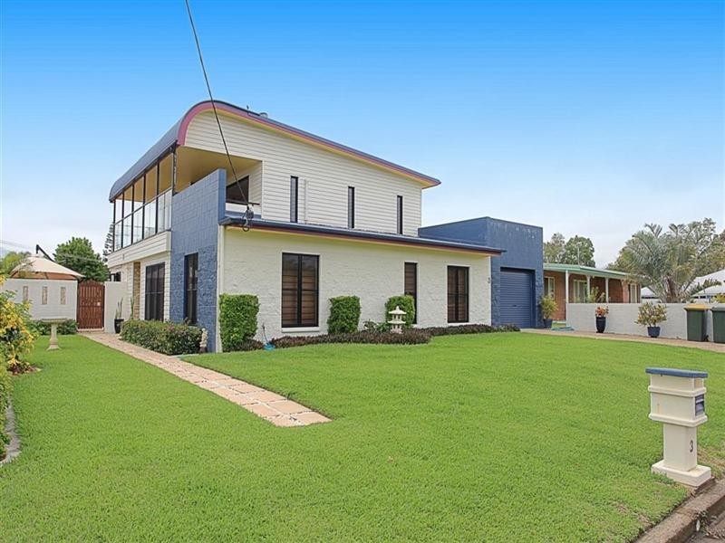 Moore Park Beach QLD 4670