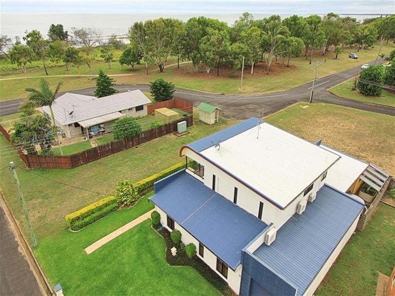 Moore Park Beach QLD 4670