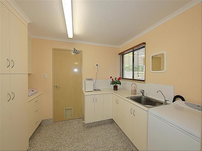 Moore Park Beach QLD 4670