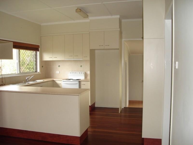 17 Powers Street, Bundaberg QLD 4670