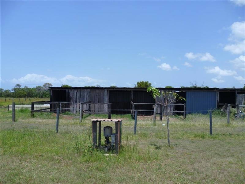 402 Booyan Road, Moore Park Beach QLD 4670
