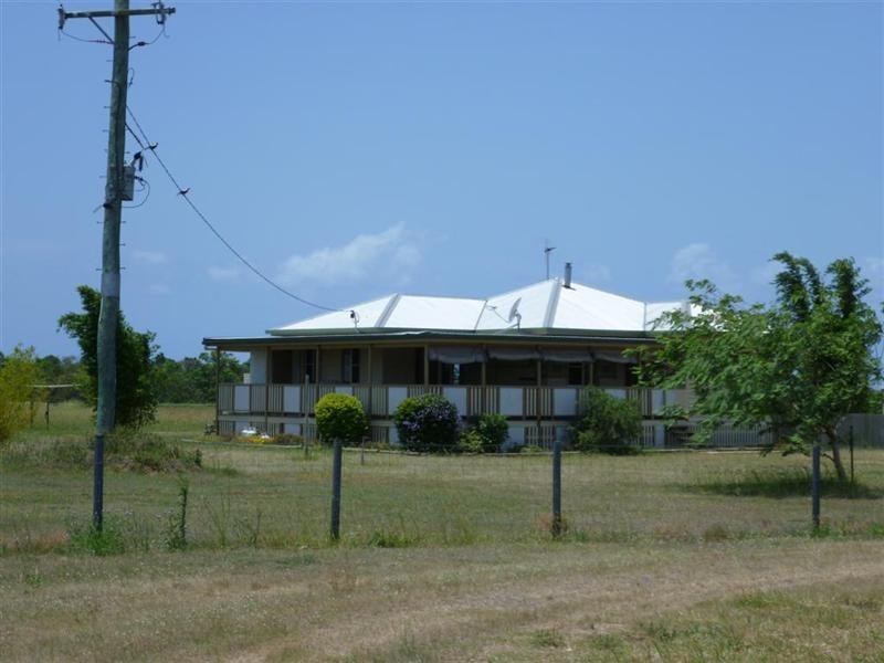 402 Booyan Road, Moore Park Beach QLD 4670