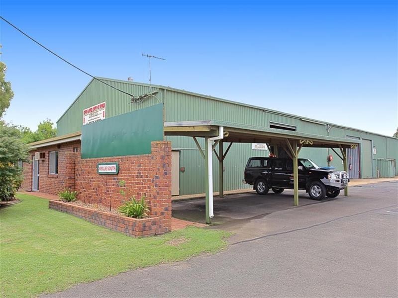 32 Wyllie Street, Thabeban QLD 4670