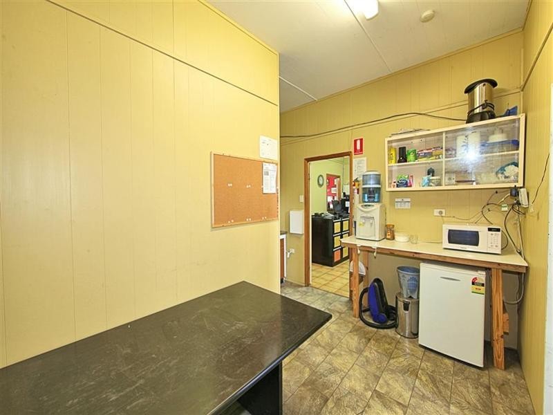 32 Wyllie Street, Thabeban QLD 4670