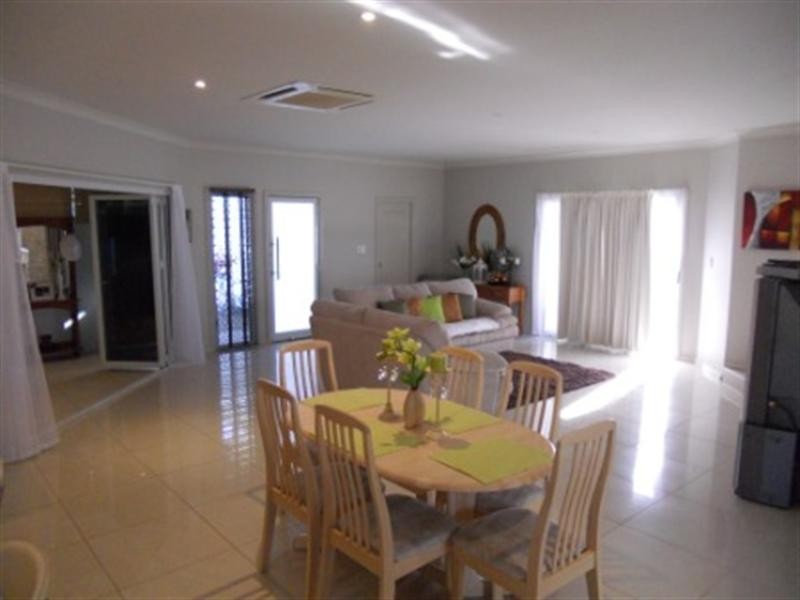 2 Freshwater Drive, Branyan QLD 4670