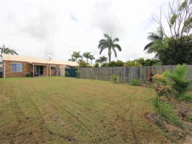 2/57 Cunnington Street, Bundaberg East QLD 4670