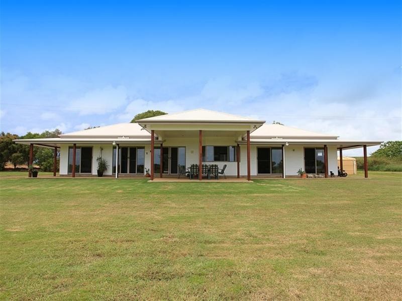 180 Seaview Road, Bargara QLD 4670