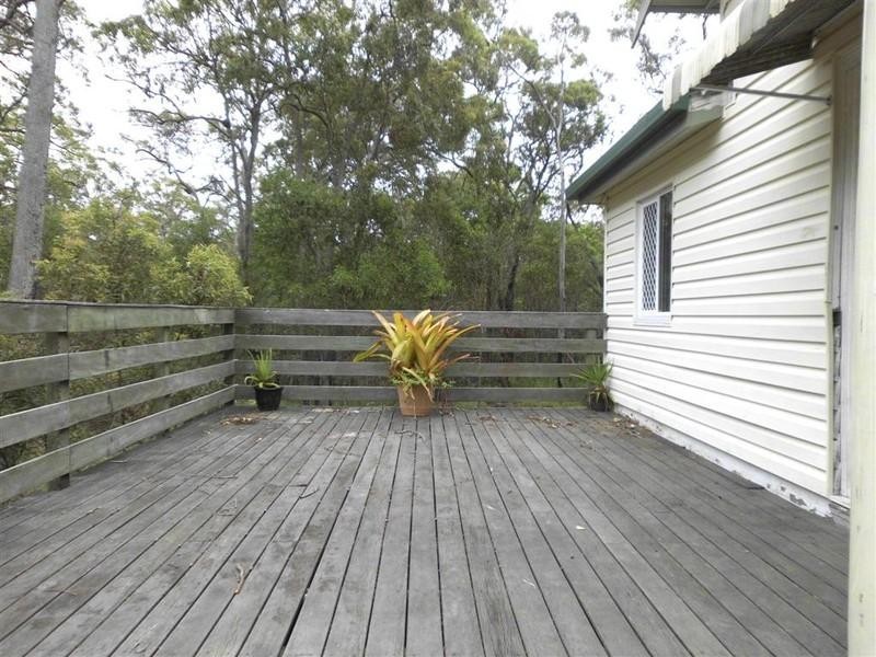 18 MADELYN Close, Moore Park Beach QLD 4670