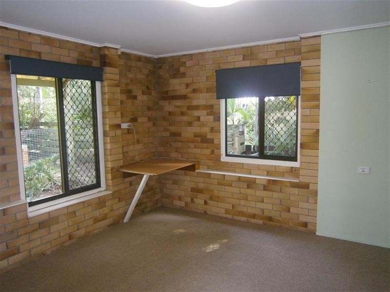 46 Avenell Street, Avenell Heights QLD 4670