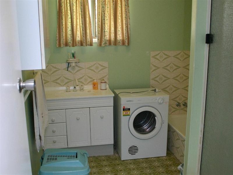 5 Lutz Court, Avenell Heights QLD 4670