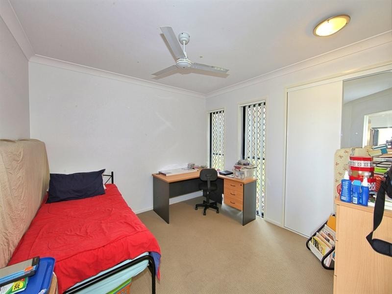2 Mountney Street, Avoca QLD 4670