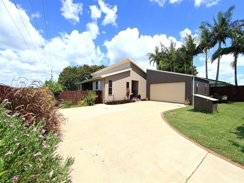 1406 Moore Park Road, Gooburrum QLD 4670