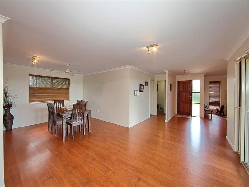 1406 Moore Park Road, Gooburrum QLD 4670