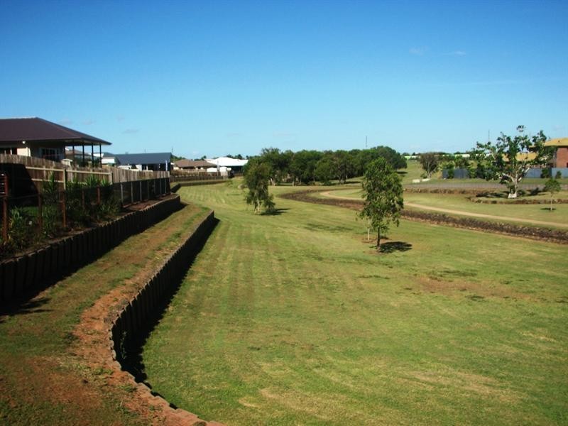 5 Sweetwater Court, Ashfield QLD 4670
