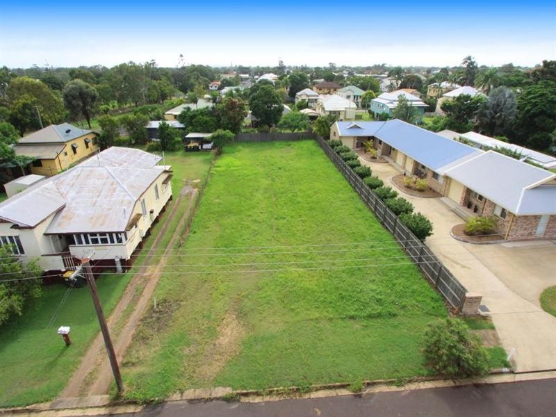 6 Arthur Street, Bundaberg South QLD 4670