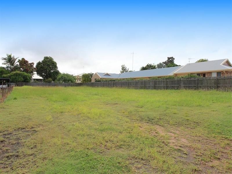 6 Arthur Street, Bundaberg South QLD 4670