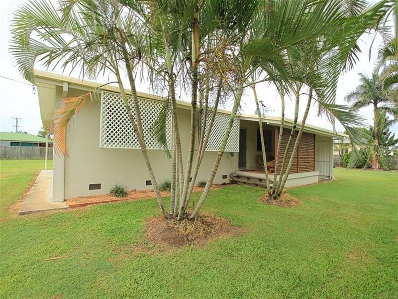 128 Fairymead Road, Bundaberg North QLD 4670
