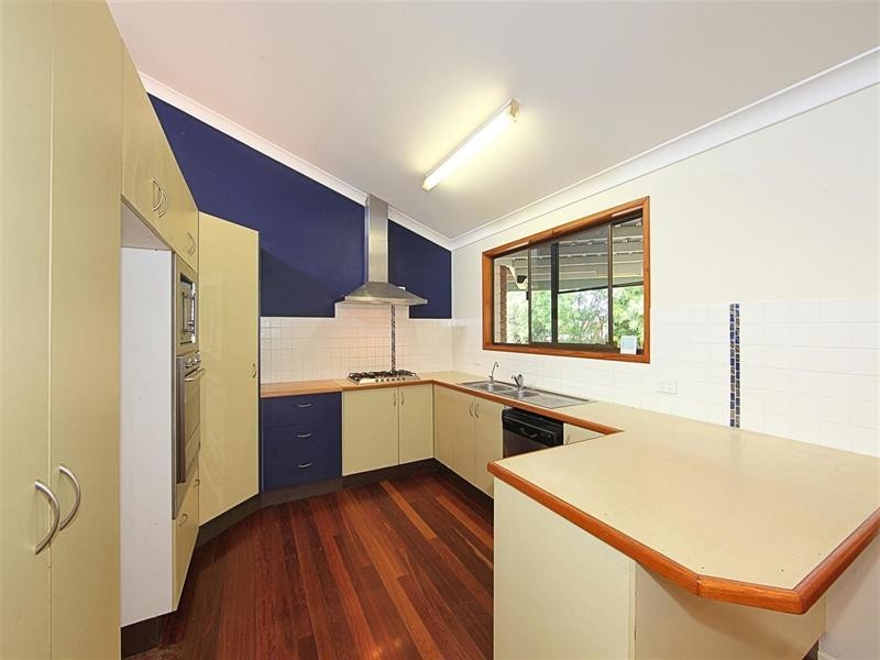 6 Shailers Circuit, Thabeban QLD 4670