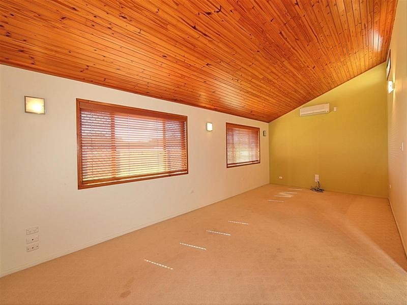 6 Shailers Circuit, Thabeban QLD 4670