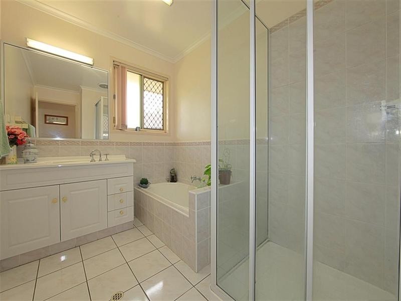 12 Maike Street, Kalkie QLD 4670