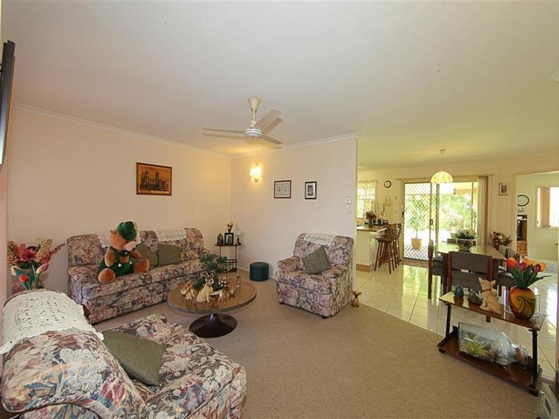 12 Maike Street, Kalkie QLD 4670