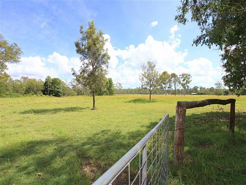 104 Mill Road, Avondale QLD 4670