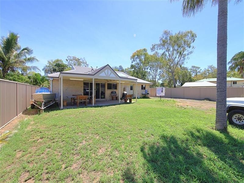 61 Moore Park Road, Moore Park Beach QLD 4670