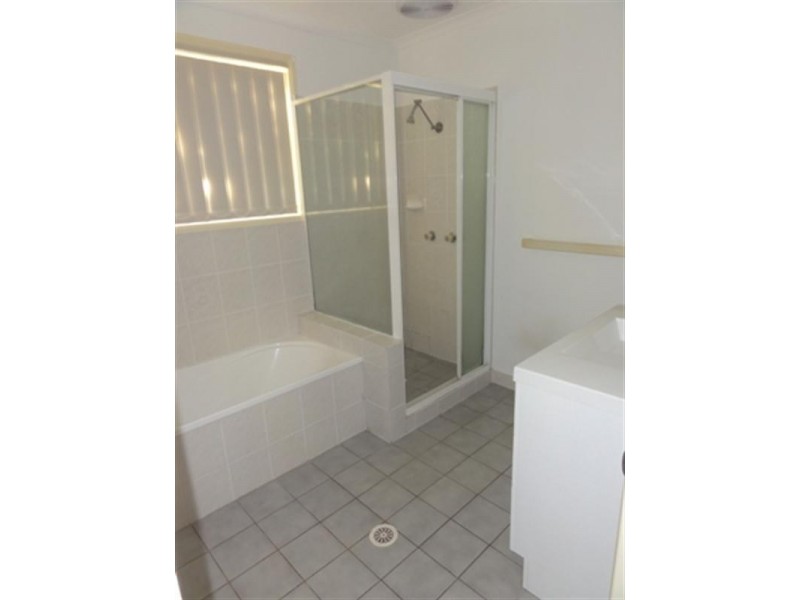 7 Swan Drive, Kalkie QLD 4670