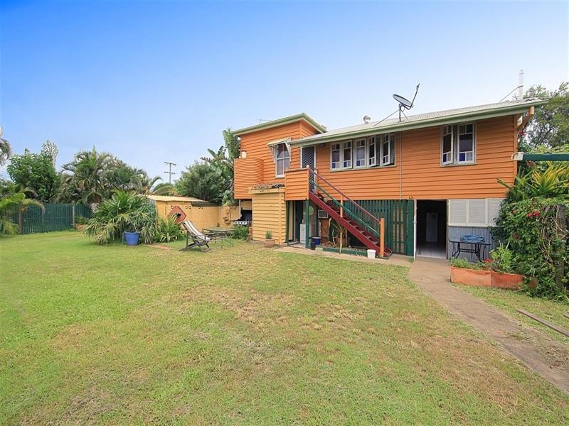 6 Harvey Street, Avenell Heights QLD 4670